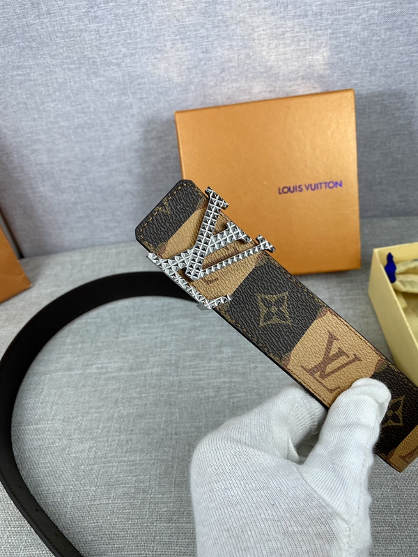 激安ルイヴィトンベルト側面デザイン